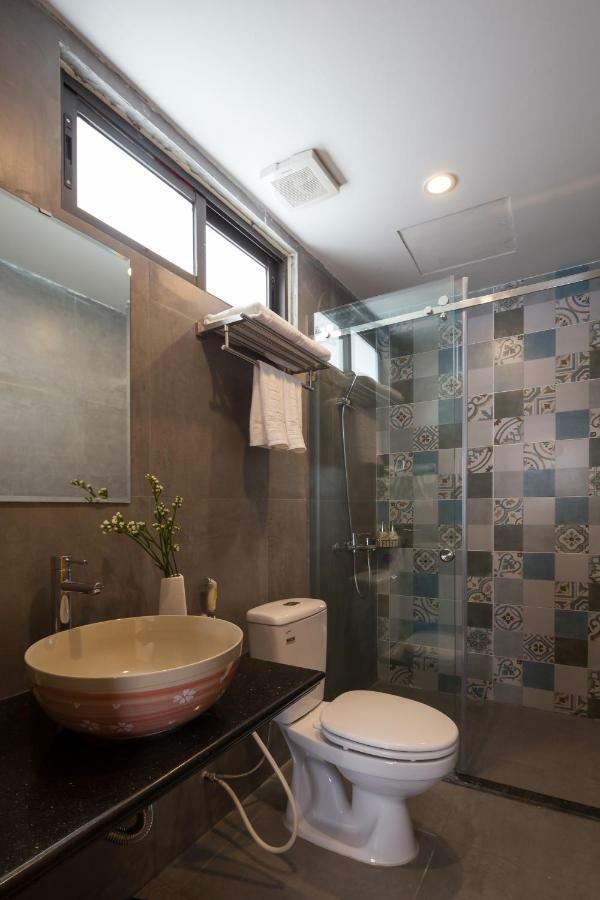 Centraltique Downtown - Bespoke Colonial House Near Hoan Kiem Lake Hanoi Exterior photo